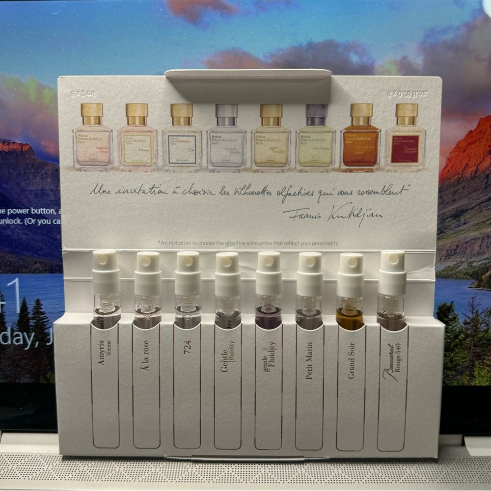 Maison Francis Kurkdjian MFK fragrance perfume discovery set